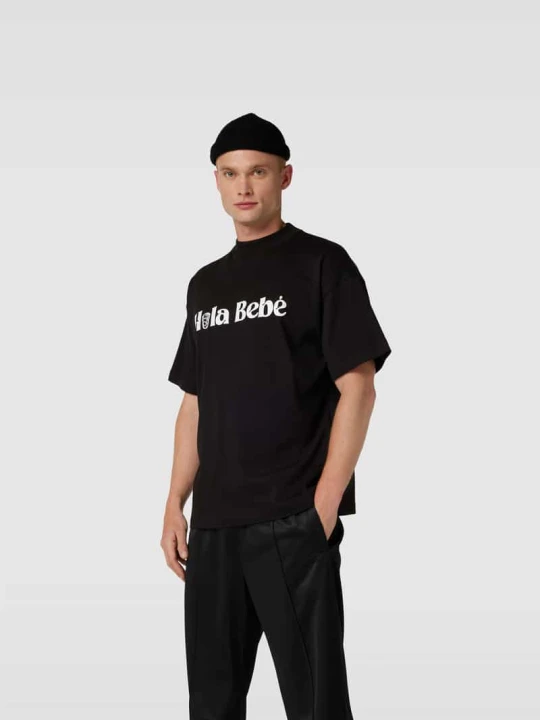Zdjęcie produktu T-shirt z nadruk z napisem Blue Sky Inn Czarny