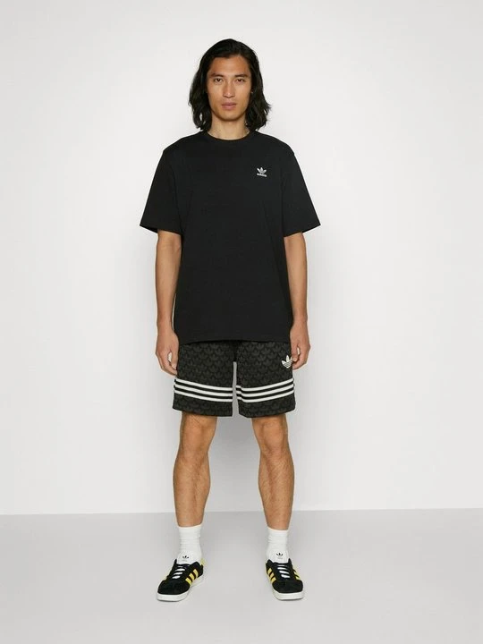 Zdjęcie produktu T-shirt z nadrukiem adidas Originals czarny