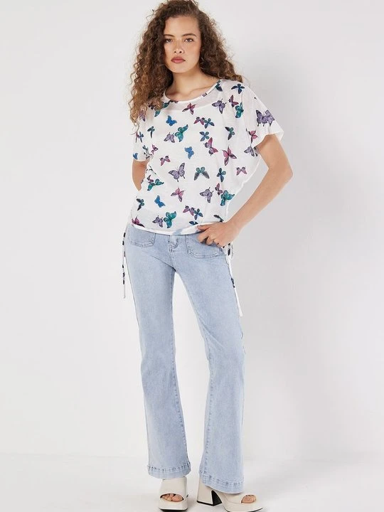 Zdjęcie produktu T-shirt z nadrukiem Apricot biały