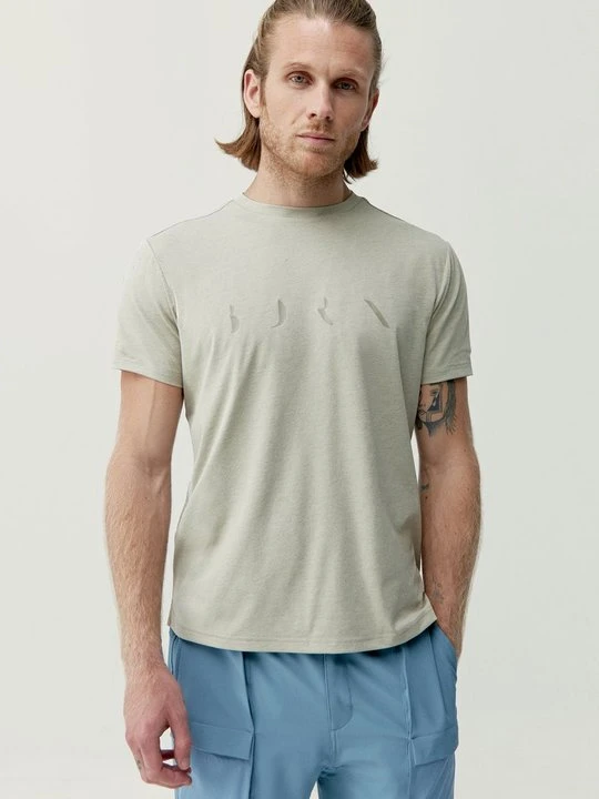 Zdjęcie produktu T-shirt z nadrukiem Born Living Yoga beżowy