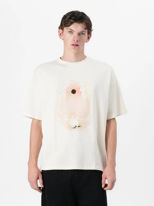 Zdjęcie produktu T-shirt z nadrukiem Holzweiler mleczny