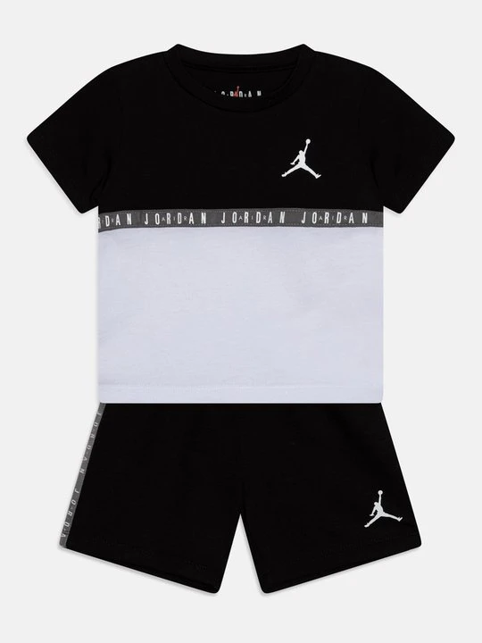 Zdjęcie produktu T-shirt z nadrukiem Jordan czarny