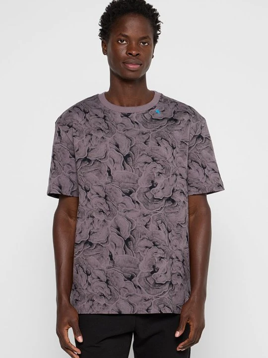 Zdjęcie produktu T-shirt z nadrukiem Klättermusen fioletowy