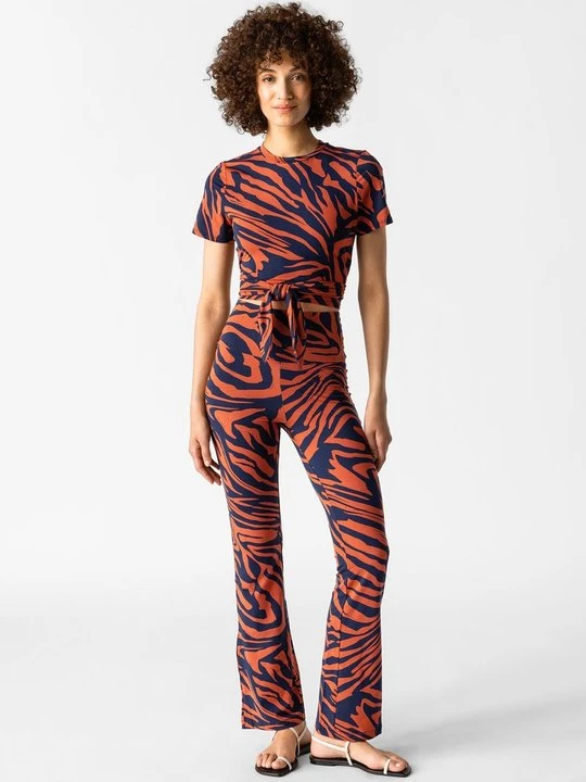 Zdjęcie produktu T-shirt z nadrukiem Les Lunes granatowy