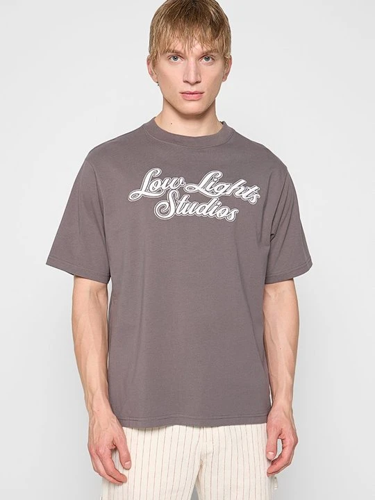 Zdjęcie produktu T-shirt z nadrukiem Low Lights Studios szary