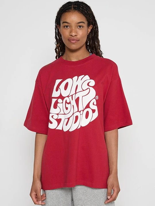 Zdjęcie produktu T-shirt z nadrukiem Low Lights Studios czerwony