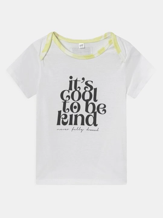 Zdjęcie produktu T-shirt z nadrukiem Never Fully Dressed biały
