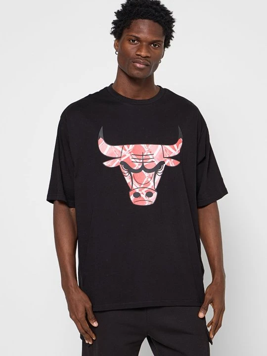 Zdjęcie produktu T-shirt z nadrukiem New Era czarny