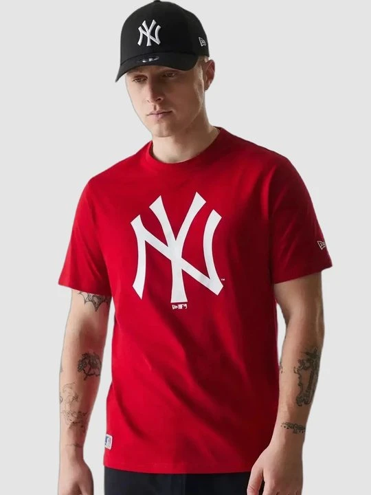 Zdjęcie produktu T-shirt z nadrukiem New Era czerwony