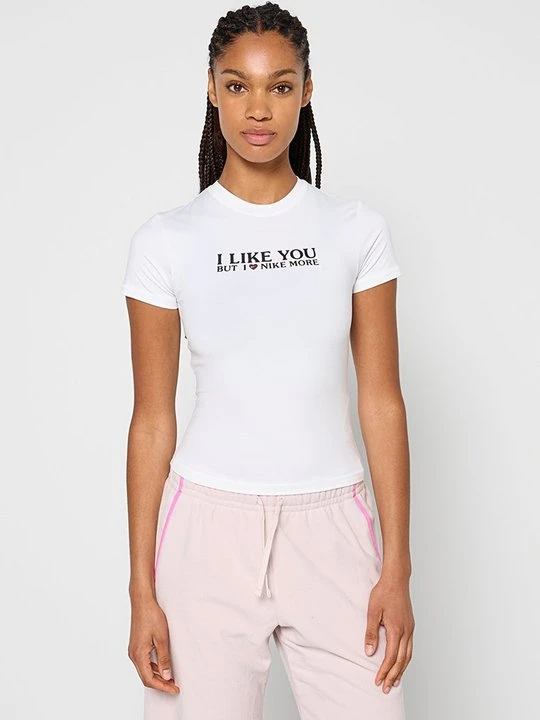 Zdjęcie produktu T-shirt z nadrukiem Nike biały