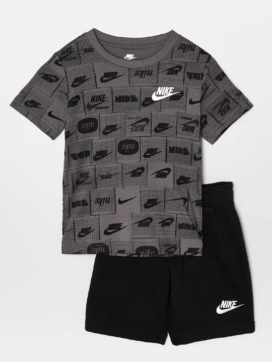 Zdjęcie produktu T-shirt z nadrukiem Nike czarny