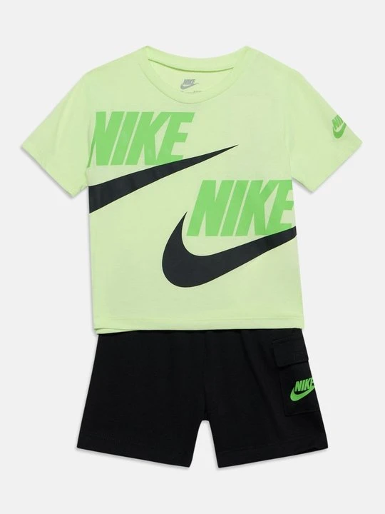 Zdjęcie produktu T-shirt z nadrukiem Nike czarny