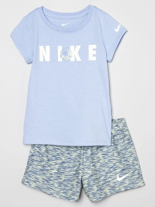 Zdjęcie produktu T-shirt z nadrukiem Nike jasnoniebieski