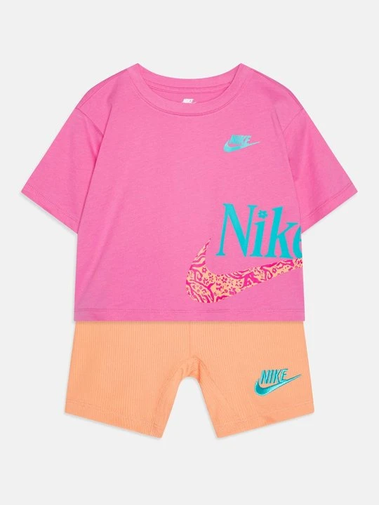 Zdjęcie produktu T-shirt z nadrukiem Nike morelowy