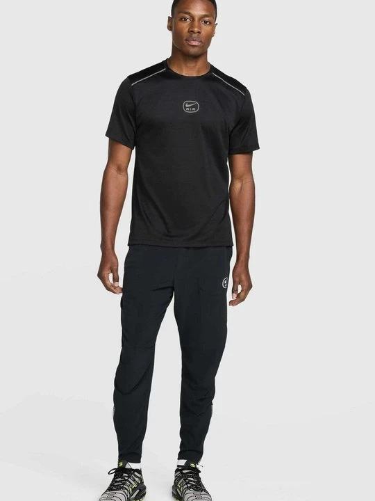 Zdjęcie produktu T-shirt z nadrukiem Nike czarny