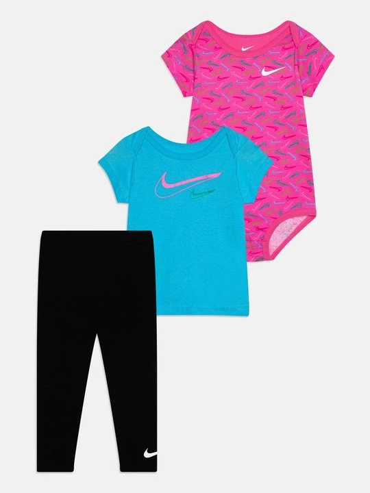 Zdjęcie produktu T-shirt z nadrukiem Nike czarny