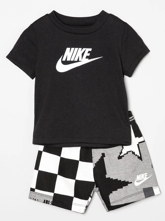 Zdjęcie produktu T-shirt z nadrukiem Nike czarny