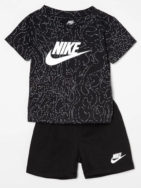 Zdjęcie produktu T-shirt z nadrukiem Nike czarny