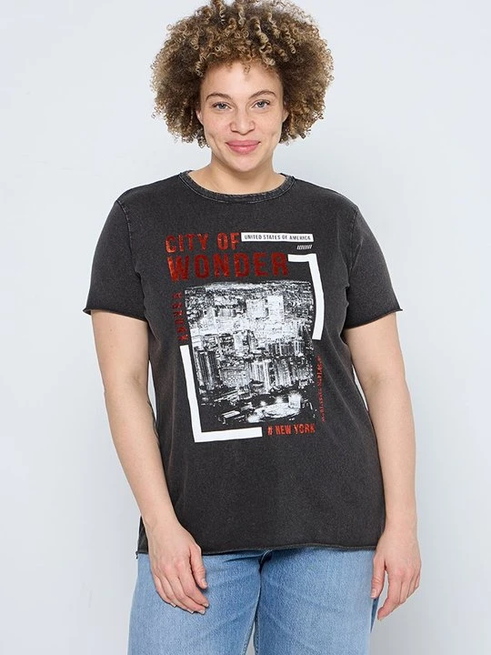 Zdjęcie produktu T-shirt z nadrukiem ONLY Carmakoma brąz