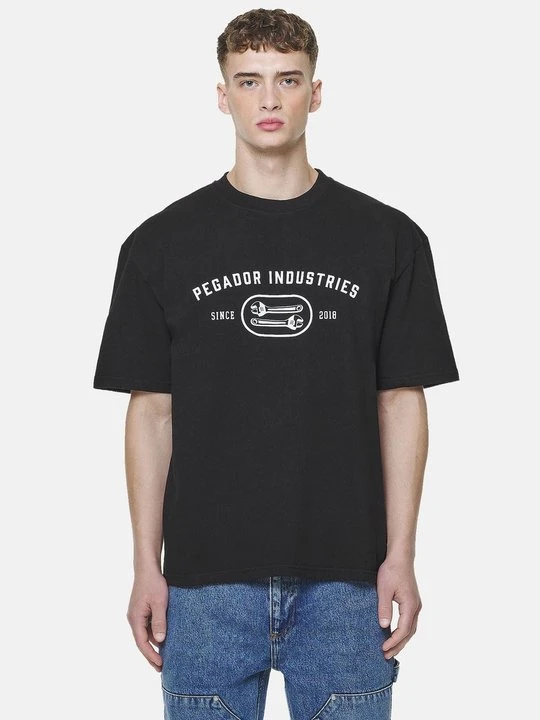 Zdjęcie produktu T-shirt z nadrukiem Pegador czarny