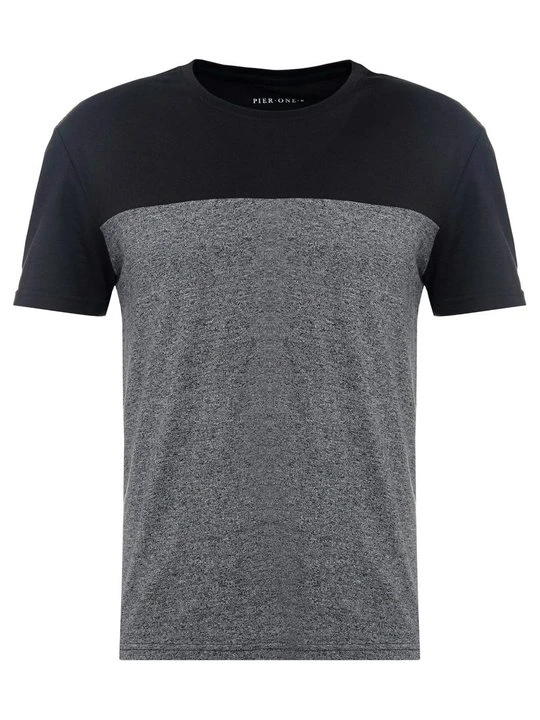 Zdjęcie produktu T-shirt z nadrukiem Pier One By Zalando czarny