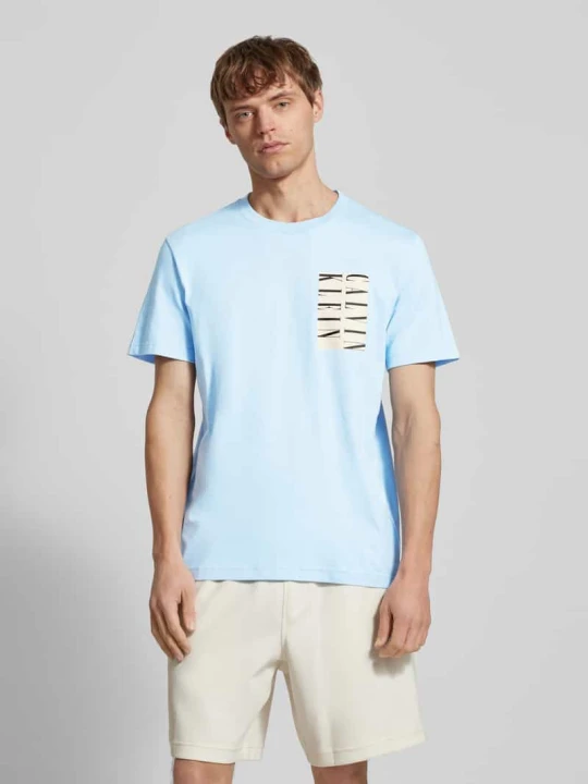 Zdjęcie produktu T-shirt z nadrukiem z logo Calvin Klein Jeans Jasnoniebieski