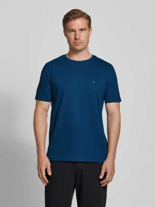 Zdjęcie produktu T-shirt z nadrukiem z logo FYNCH-HATTON Ciemnoniebieski