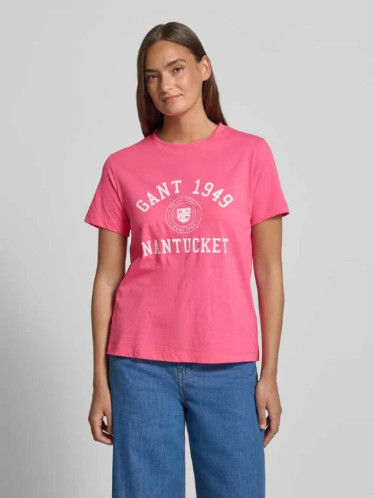 Zdjęcie produktu t-shirt z nadrukiem z logo Gant Mocnoróżowy