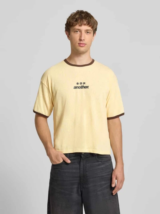 Zdjęcie produktu t-shirt z nadrukiem z logo i okrągłym dekoltem Another Cotton Lab Beżowy