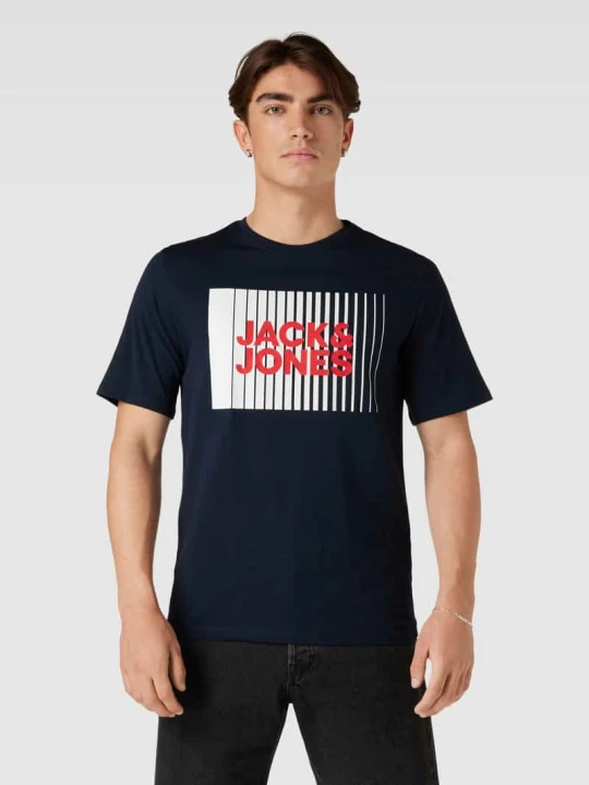 Zdjęcie produktu t-shirt z nadrukiem z logo model 'CORP' Jack&Jones Ciemnoniebieski
