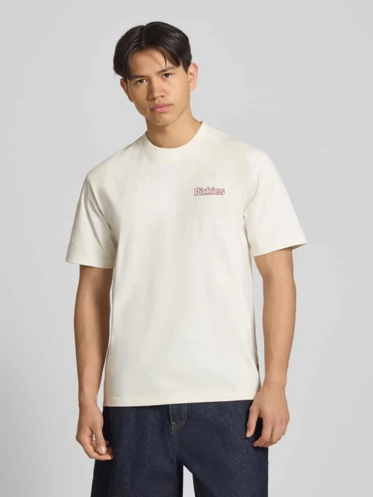 Zdjęcie produktu t-shirt z nadrukiem z logo model 'FAIRLAWN' Dickies Złamany biały