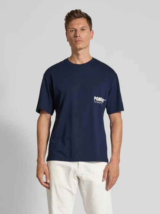 Zdjęcie produktu T-shirt z nadrukiem z logo Pompeii Ciemnoniebieski