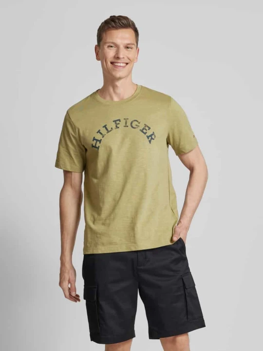Zdjęcie produktu T-shirt z nadrukiem z logo Tommy Hilfiger Oliwkowy