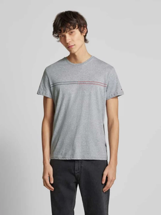 Zdjęcie produktu T-shirt z nadrukiem z logo Tommy Jeans Metaliczny czerwony