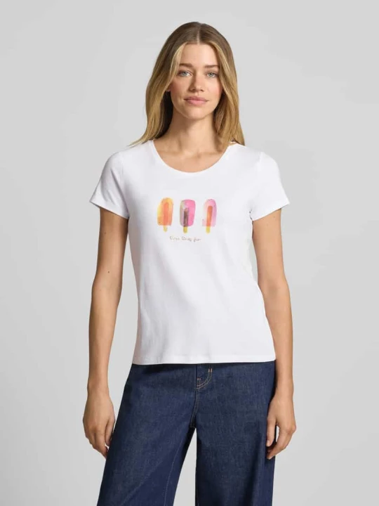 Zdjęcie produktu t-shirt z nadrukiem z motywem i okrągłym dekoltem MORE & MORE Biały