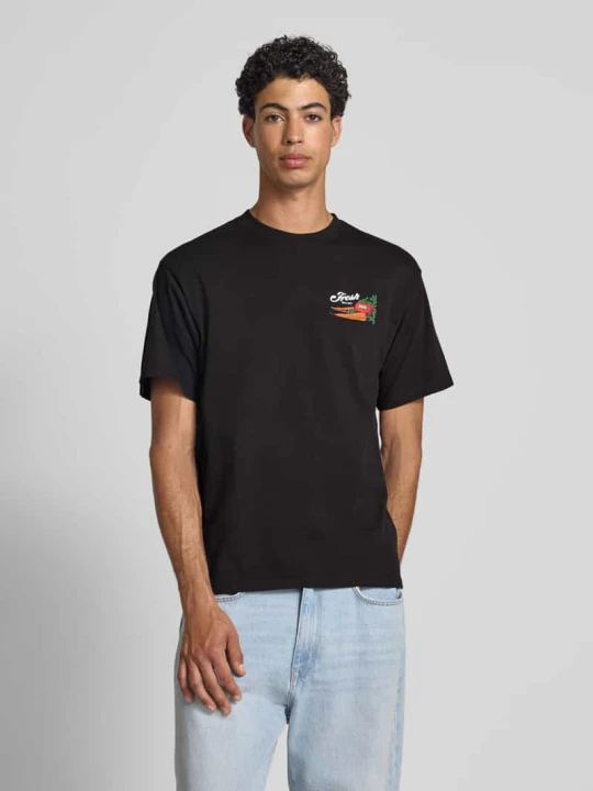 Zdjęcie produktu T-shirt z nadrukiem z motywem, logo i napisem Levi's Czarny