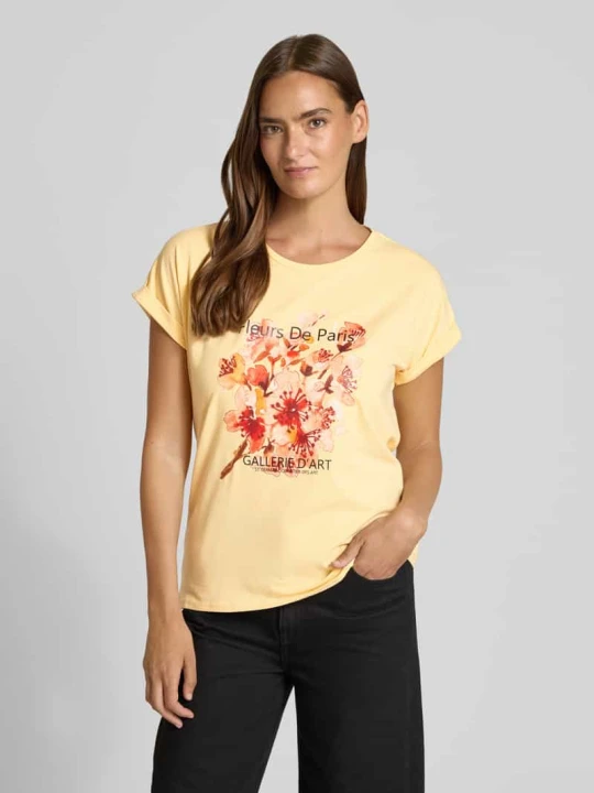 Zdjęcie produktu t-shirt z nadrukiem z motywem model 'RINA' Soyaconcept Ciemnożółty
