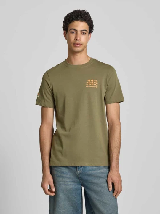 Zdjęcie produktu t-shirt z nadrukiem z motywem model 'SUN ISLAND' Blend Oliwkowy