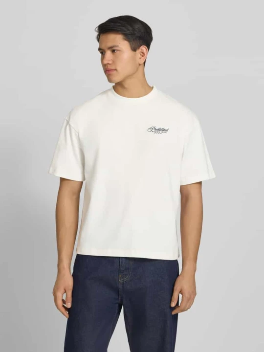 Zdjęcie produktu t-shirt z nadrukiem z tyłu model 'Oldtimer Race Tee' PROHIBITED Złamany biały