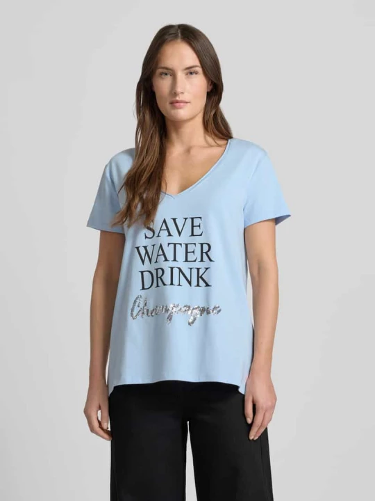 Zdjęcie produktu T-shirt z nadrukiem z napisem Miss Goodlife Jasnoniebieski