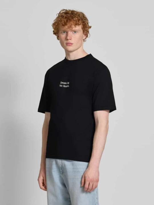 Zdjęcie produktu T-shirt z nadrukiem ze sloganem REVIEW Czarny