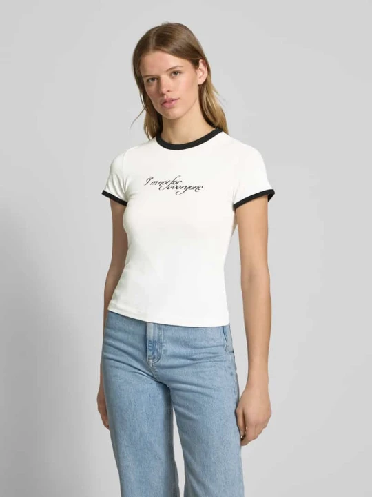 Zdjęcie produktu T-shirt z nadrukiem ze sloganem Weekday Złamany biały melanż