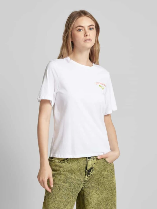 Zdjęcie produktu T-shirt z nadrukowanym motywem Pieces Biały