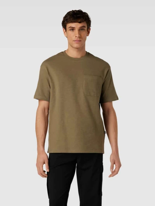 Zdjęcie produktu T-shirt z nakładaną kieszenią na piersi model ‘LOOSESAUL’ Selected Oliwkowy