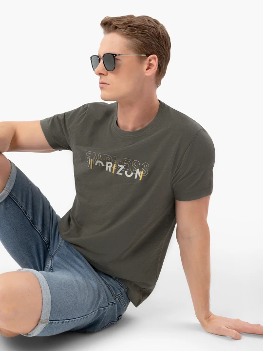 Zdjęcie produktu T-shirt z napisem T-RIZ Volcano Khaki