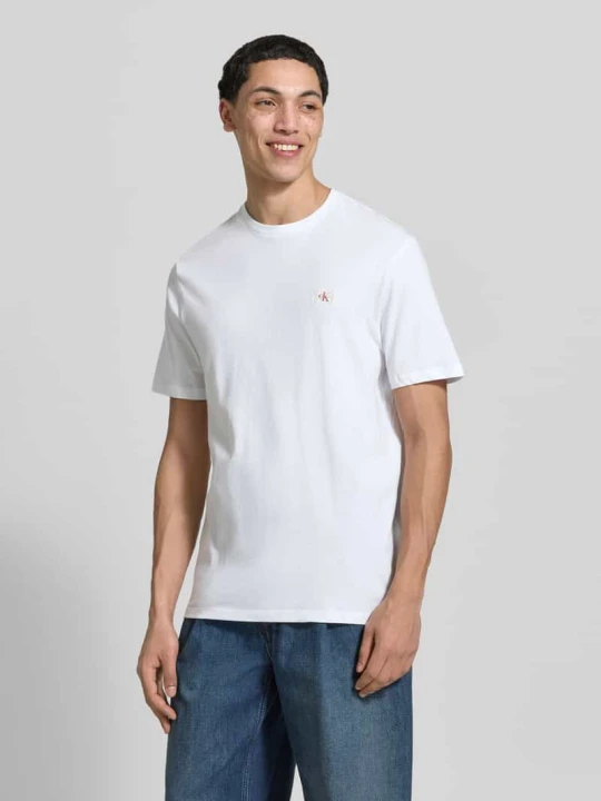 Zdjęcie produktu T-shirt z naszywką z etykietą, model 'BADGE', w 2-paku Calvin Klein Jeans Biały