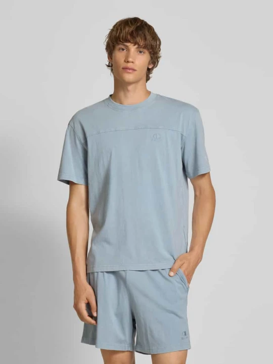 Zdjęcie produktu T-shirt z naszywką z logo Champion Jasnoniebieski