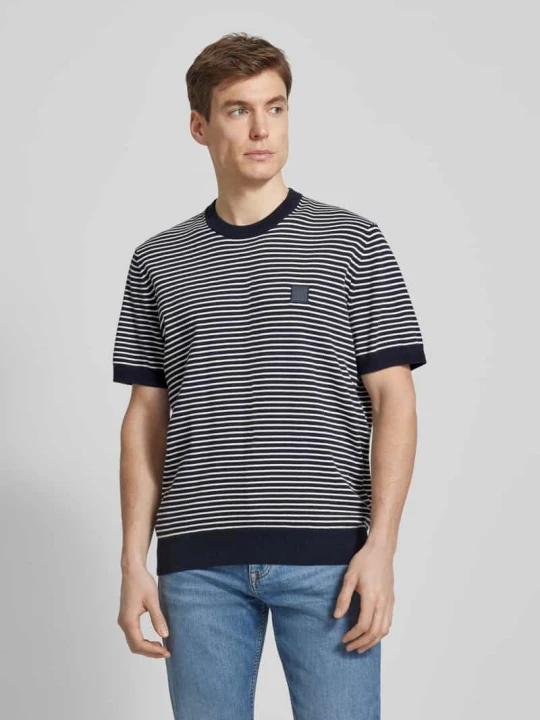Zdjęcie produktu T-shirt z naszywką z logo model ‘Kanache’ Boss Ciemnoniebieski