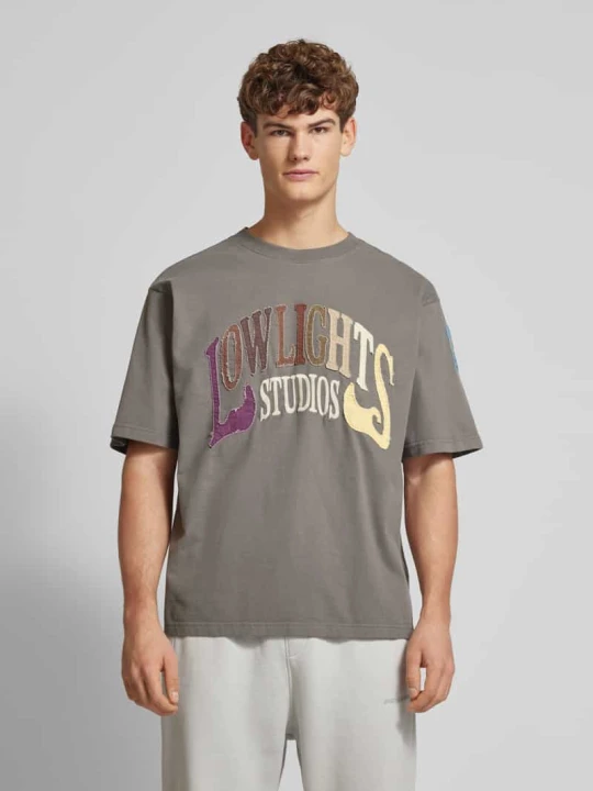 Zdjęcie produktu T-shirt z naszywką z logo model ‘SPARKLE’ Low Lights Studios Kamienny