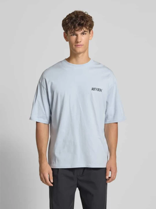 Zdjęcie produktu T-shirt z obniżonymi ramionami REVIEW